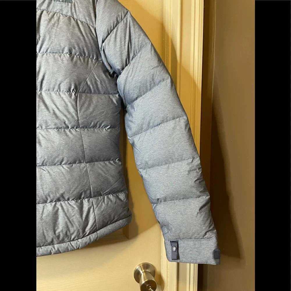 The North Face Blue Quilted Puffer Jacket Women Size‎ Small